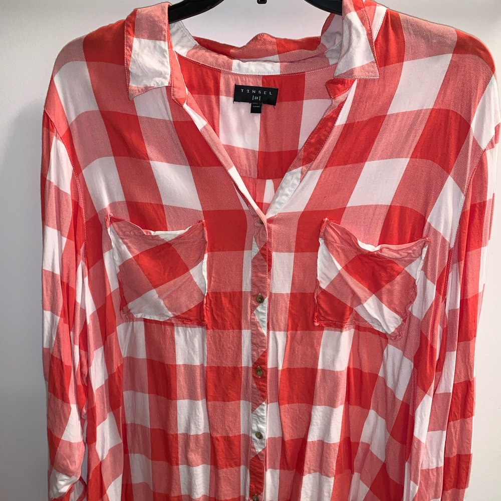 Tinsel 3X red and white button down never worn